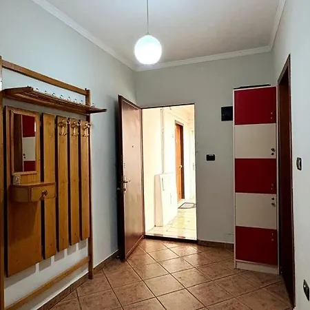 아파트 The Timehouse